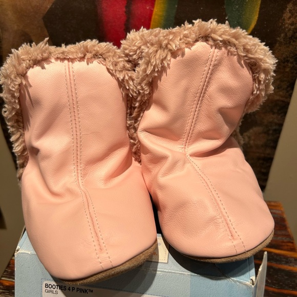 Pink girls leather booties by Robeez size 4 - Picture 4 of 7
